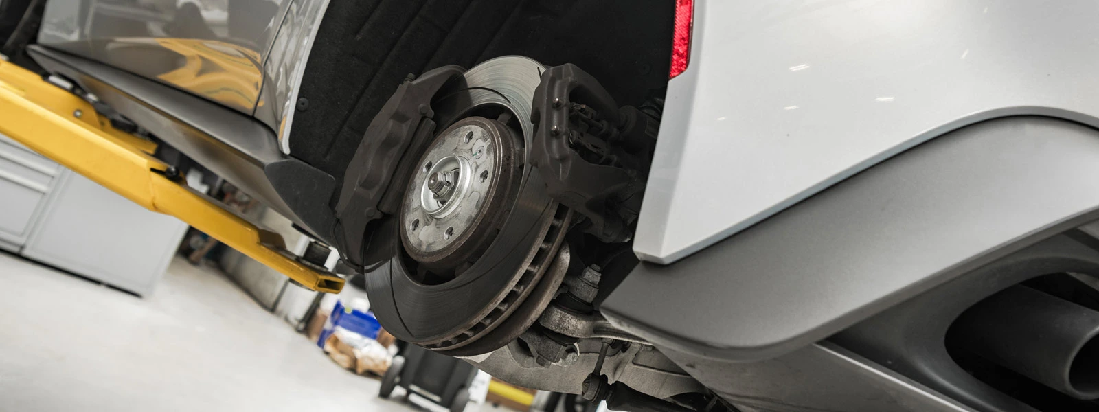 can brake caliper cause vibration