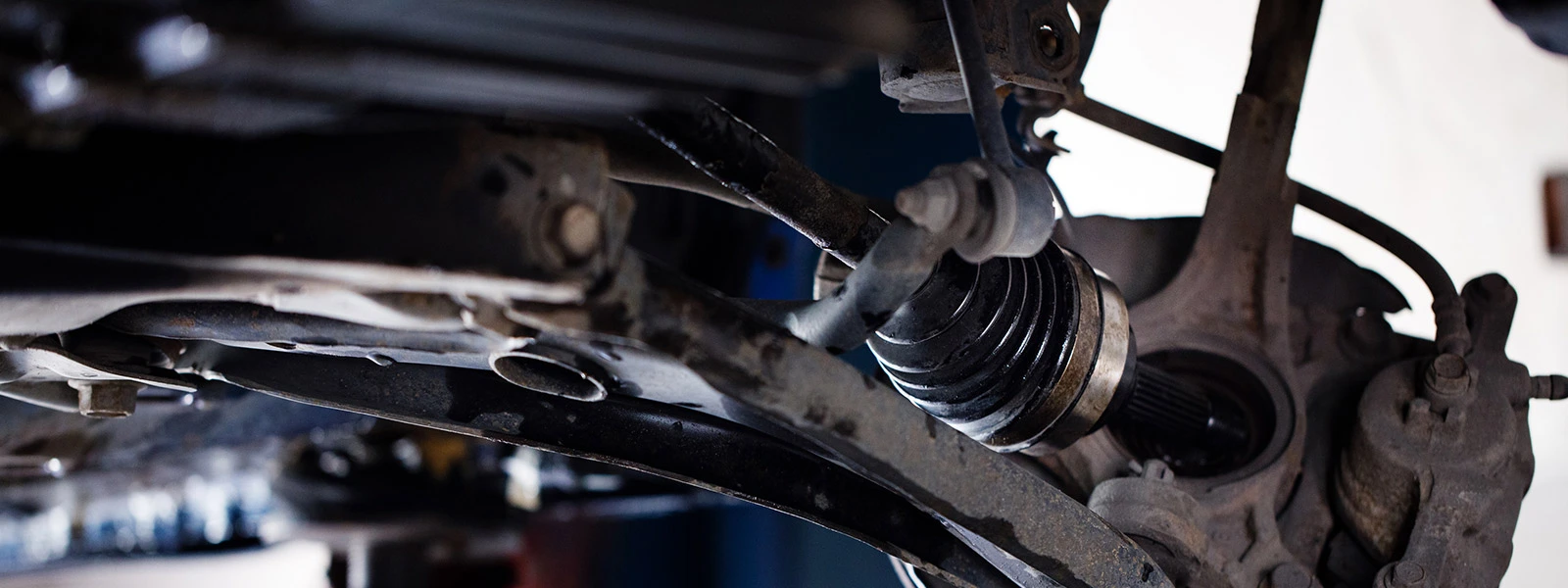 how does a cv axle work