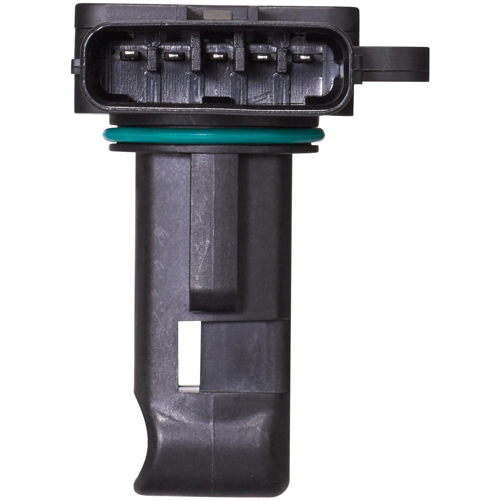 Spectra Premium MA102 Mass Air Flow Sensor